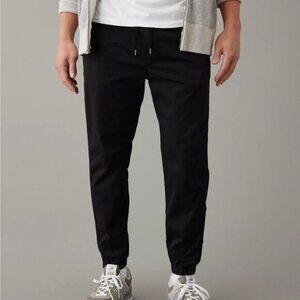 AE American Eagle Trekker Jogger Mens Black Travel Size M Travel Pant Jeans
